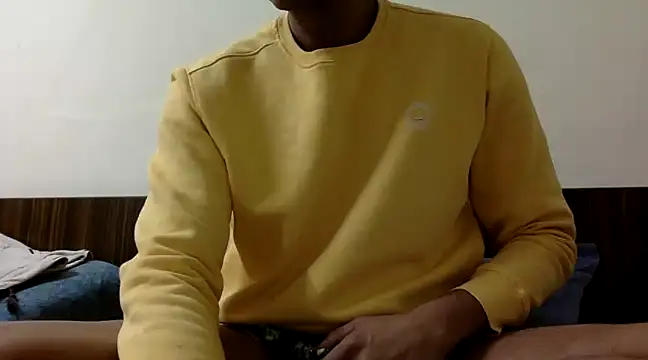 Snapshot of yadavindra85 chatting on February 6, 3:37 am yadavindra85 online show from February 6, 3:37 am