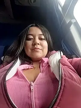 Cristal  04 online show from December 3, 4:05 pm