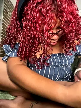 Snapshot of 6nalanie chatting on November 9, 1:15 am 6nalanie online show from November 9, 1:15 am