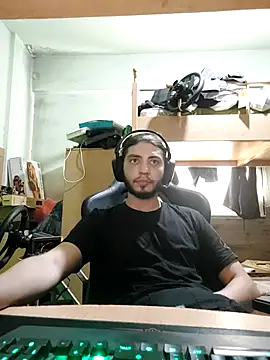 Snapshot of kleineid77 chatting on June 18, 2:54 pm kleineid77 online show from June 18, 2:54 pm