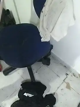 Snapshot of pikalindaxx chatting on February 24, 10:41 pm pikalindaxx online show from February 24, 10:41 pm