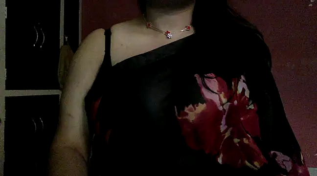 gaminggirll online show from March 13, 1:54 am