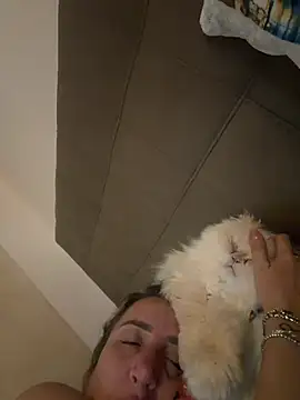 casalinga88 online show from March 13, 6:42 am