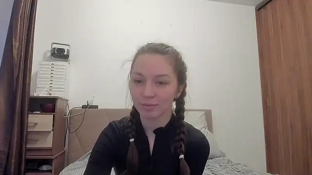 Adela Vetta online show from March 2, 3:08 pm