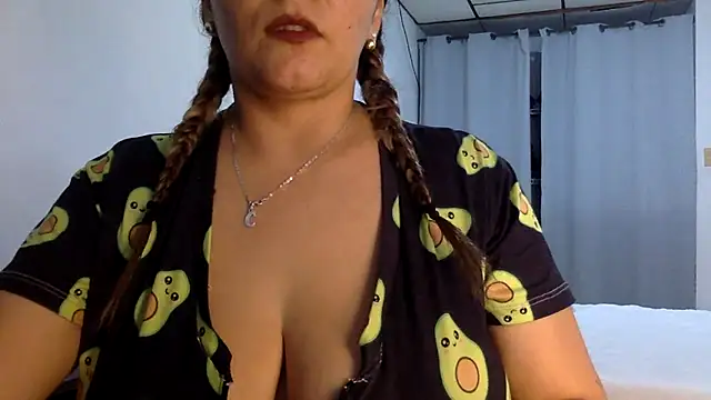 tara rios online show from January 17, 11:08 pm