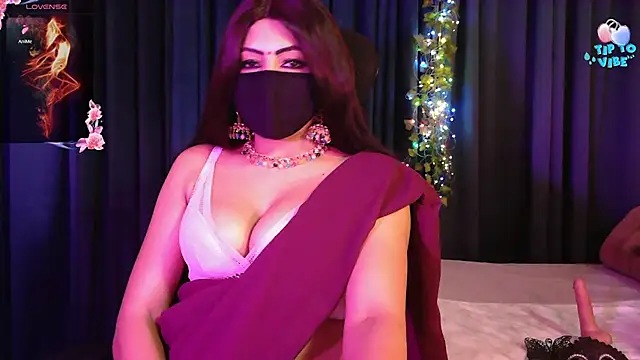 Snapshot of Aashiya- chatting on May 4, 10:50 pm Aashiya- online show from May 4, 10:50 pm