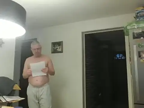 Snapshot of keiferkriss chatting on January 9, 10:52 pm keiferkriss online show from January 9, 10:52 pm