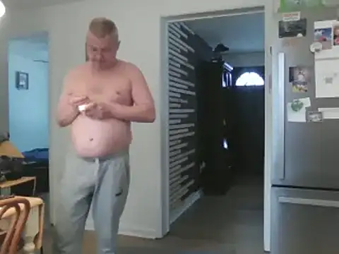 Snapshot of keiferkriss chatting on February 11, 7:48 pm keiferkriss online show from February 11, 7:48 pm