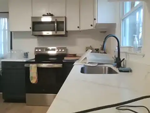 Snapshot of keiferkriss chatting on February 21, 10:48 pm keiferkriss online show from February 21, 10:48 pm