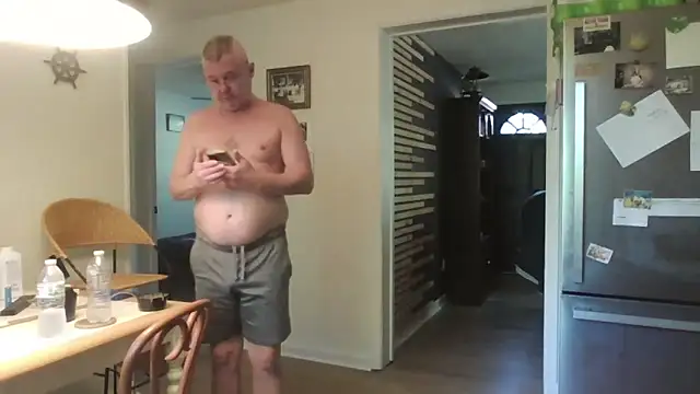 Snapshot of keiferkriss chatting on October 3, 4:15 pm keiferkriss online show from October 3, 4:15 pm