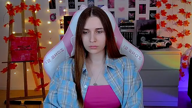 AliceCharmy online show from November 9, 7:50 am