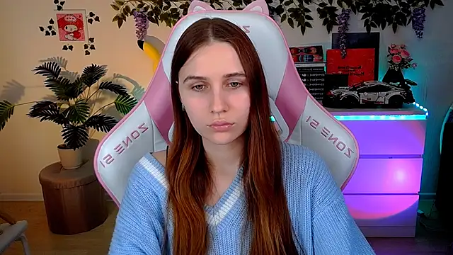 AliceCharmy online show from April 27, 4:16 pm