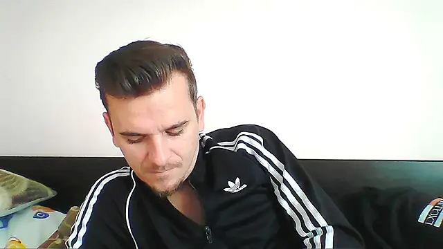 Huge cock22cm online show from October 12, 7:40 am