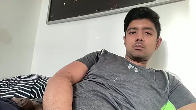 Snapshot of PRANDABOI27 chatting on February 18, 4:05 pm PRANDABOI27 online show from February 18, 4:05 pm