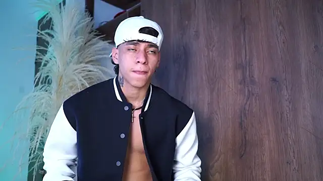 Josep Davies online show from November 21, 9:35 pm