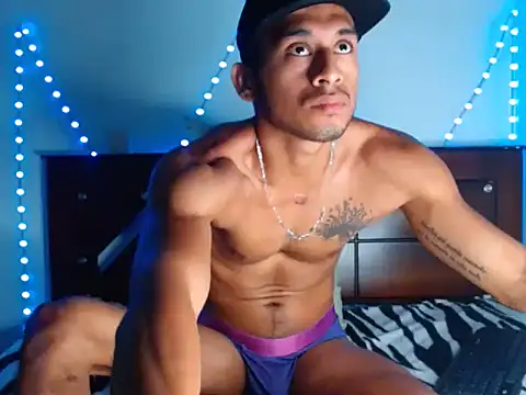 DanteSantoro online show from December 6, 6:17 pm