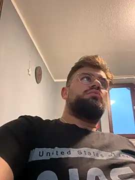 yxssxn24403 online show from October 12, 4:39 pm