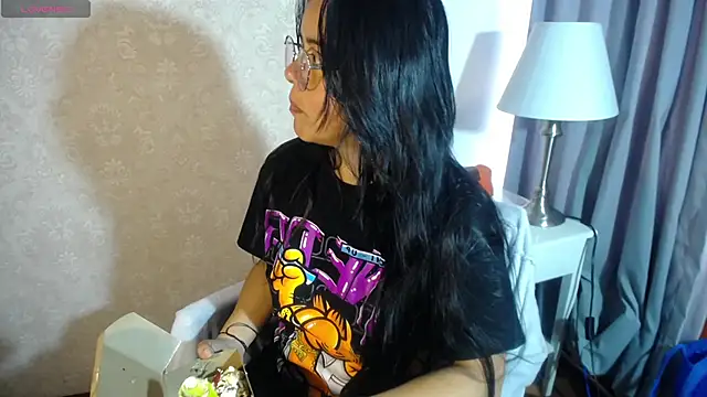 kendra  mamba online show from March 11, 2:51 pm