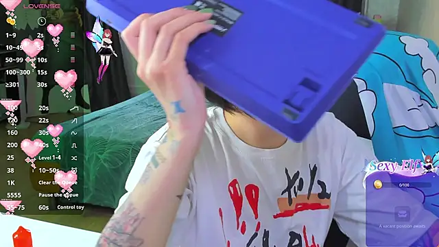 folinskayyya online show from April 2, 3:48 am