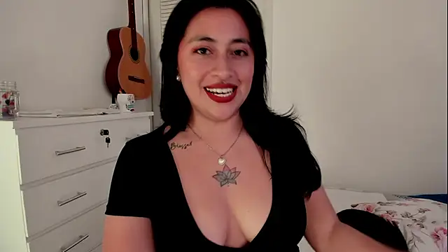 LisaHadwin online show from February 11, 6:35 pm