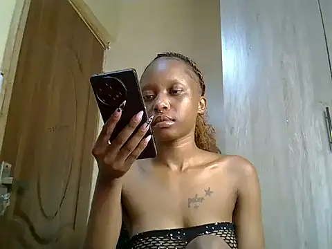 Snapshot of sharn_sugar chatting on October 16, 1:23 pm sharn sugar online show from October 16, 1:23 pm