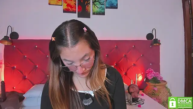 Ruth harvey  online show from April 5, 1:30 pm