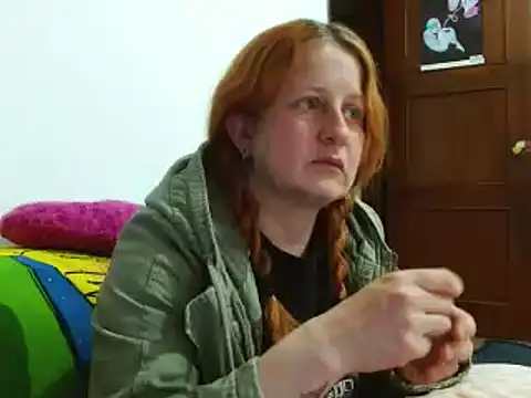 ViioletaMora online show from November 14, 5:39 am