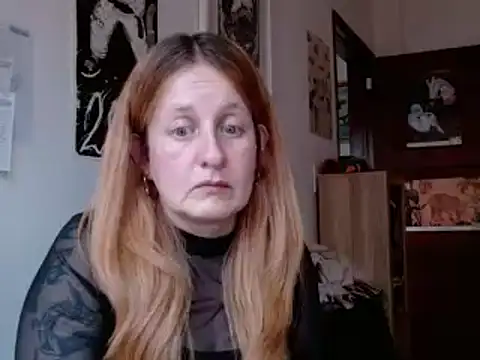 Snapshot of ViioletaMora chatting on April 20, 10:22 pm ViioletaMora online show from April 20, 10:22 pm