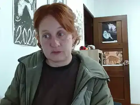 Snapshot of ViioletaMora chatting on April 26, 4:21 am ViioletaMora online show from April 26, 4:21 am