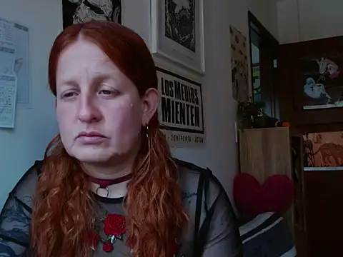 Snapshot of ViioletaMora chatting on April 29, 8:26 pm ViioletaMora online show from April 29, 8:26 pm