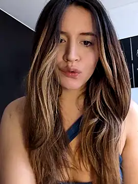 maliciaworld online show from December 15, 6:12 pm