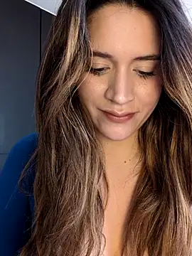 maliciaworld online show from December 16, 6:13 pm