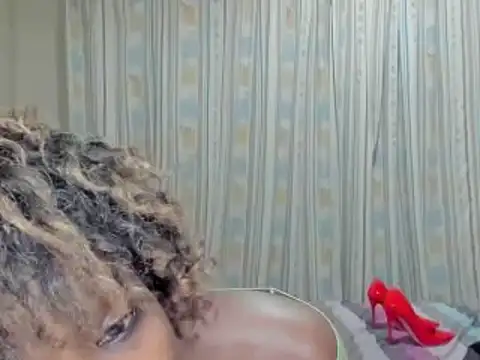AfricanSquirtingQueen online show from October 12, 6:40 pm