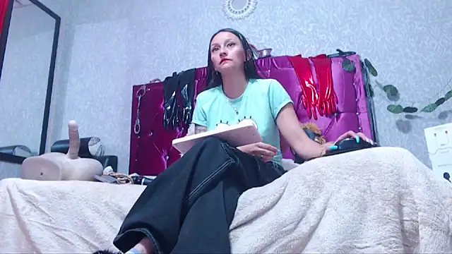 AyshaScott online show from April 12, 3:17 pm