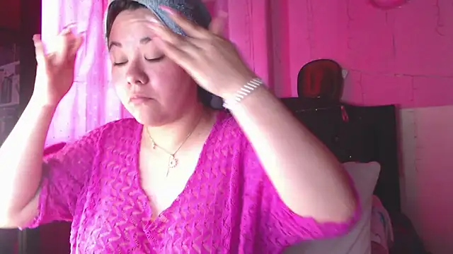 Snapshot of NikkiRous_ chatting on March 1, 2:19 pm NikkiRous online show from March 1, 2:19 pm