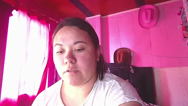 Snapshot of NikkiRous_ chatting on March 31, 7:25 pm NikkiRous online show from March 31, 7:25 pm