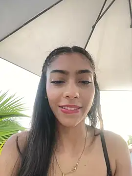 Snapshot of Ema_azel chatting on December 31, 11:31 am Ema azel online show from December 31, 11:31 am