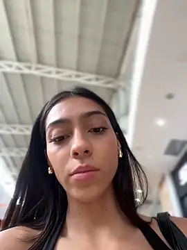 Snapshot of Ema_azel chatting on March 14, 7:01 pm Ema azel online show from March 14, 7:01 pm