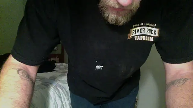 BIGWHITECOCKDOC36 online show from March 19, 2:37 am