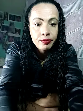 Snapshot of zza065 chatting on July 5, 4:19 am zza065 online show from July 5, 4:19 am