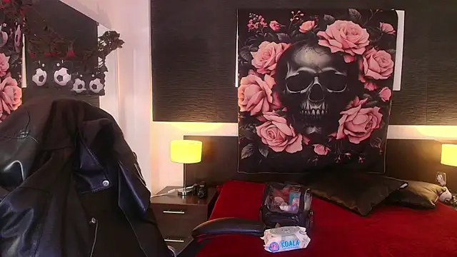 Snapshot of EvaaFoxxy1 chatting on July 15, 11:59 am EvaaFoxxy1 online show from July 15, 11:59 am