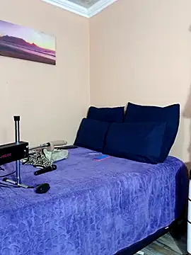 Fantasy1976 online show from October 17, 4:20 pm