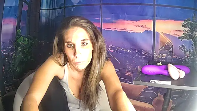 Snapshot of SarahStarr2020 chatting on November 17, 6:03 pm SarahStarr2020 online show from November 17, 6:03 pm