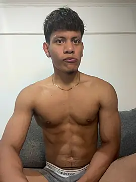 bbchocolate27 online show from April 22, 11:17 pm