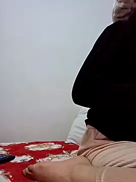 Snapshot of altinya chatting on May 7, 6:57 pm altinya online show from May 7, 6:57 pm