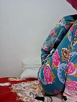 Snapshot of altinya chatting on May 16, 7:34 pm altinya online show from May 16, 7:34 pm