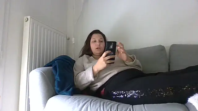 Snapshot of minette-sexy chatting on January 16, 11:26 am minette-sexy online show from January 16, 11:26 am