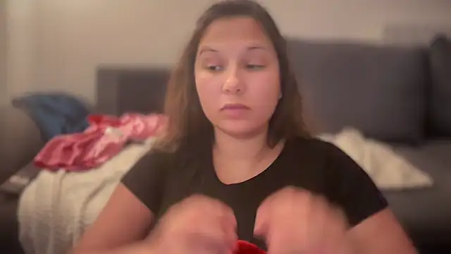 Snapshot of minette-sexy chatting on September 19, 9:37 pm minette-sexy online show from September 19, 9:37 pm