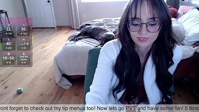 Plantbabeee online show from September 26, 4:55 pm