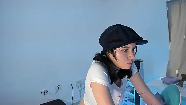 WandaDoll online show from February 25, 5:25 pm